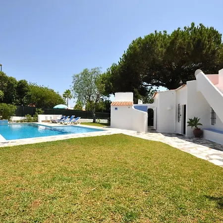 Villa Delightful Single-storey Villa, Private Pool, Free Air Conditioning And Wifi Vilamoura