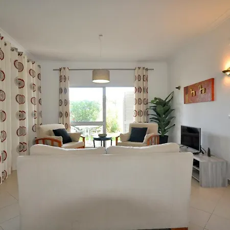 Delightful Single-storey Villa, Private Pool, Free Air Conditioning And Wifi Villa Vilamoura