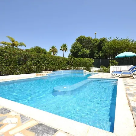 Delightful Single-storey Villa, Private Pool, Free Air Conditioning And Wifi *