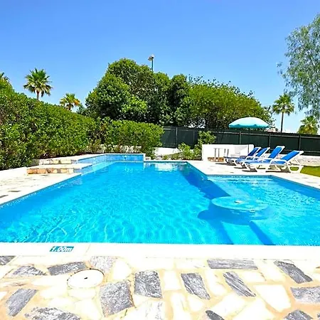 Delightful Single-storey Villa, Private Pool, Free Air Conditioning And Wifi Willa *