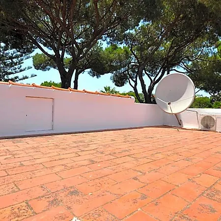 Delightful Single-storey Villa, Private Pool, Free Air Conditioning And Wifi Vilamoura